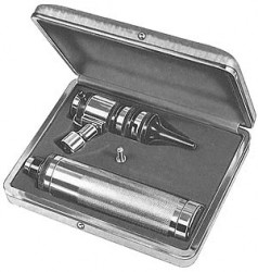   Otoscope Set